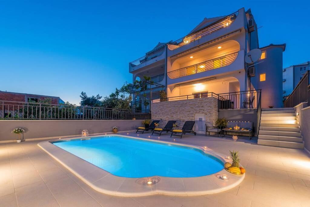 טרוגיר Villa Seaview With Pool - Apartment Cotton מראה חיצוני תמונה