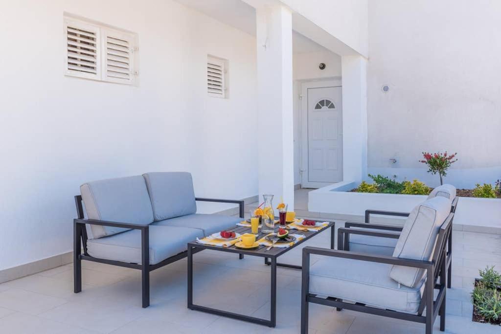 טרוגיר Villa Seaview With Pool - Apartment Cotton מראה חיצוני תמונה